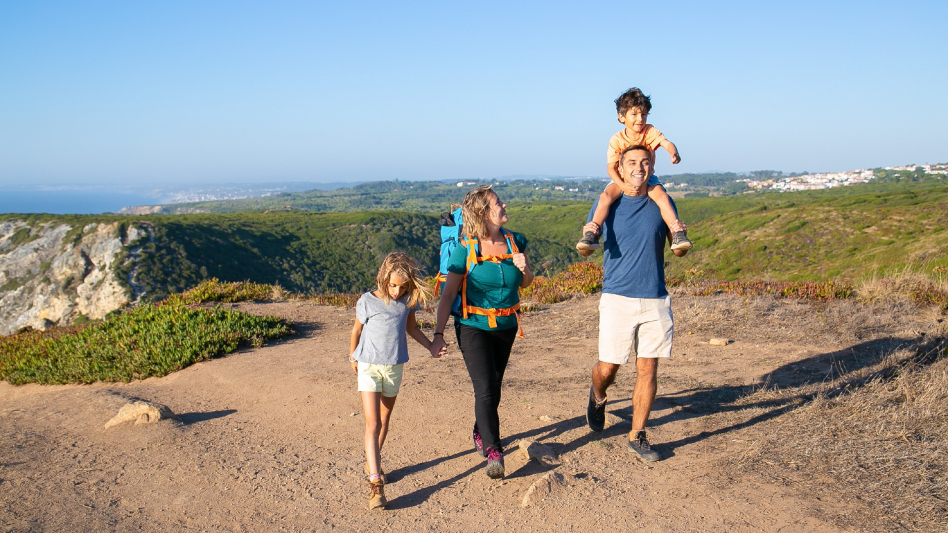 Tirez parti des conseils de voyage en ligne pour des vacances scolaires réussies